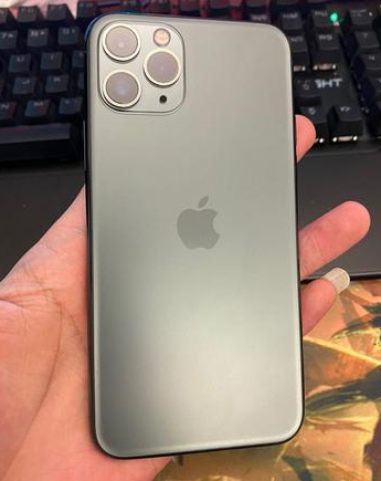 鲁山苹果维修点分享iPhone 11 Pro黑屏小众故障解析 